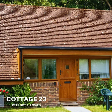 Glyndley Manor Cottages Polegate Exterior photo