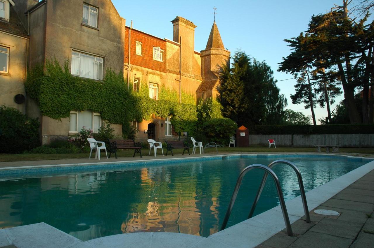 Chalet Glyndley Manor