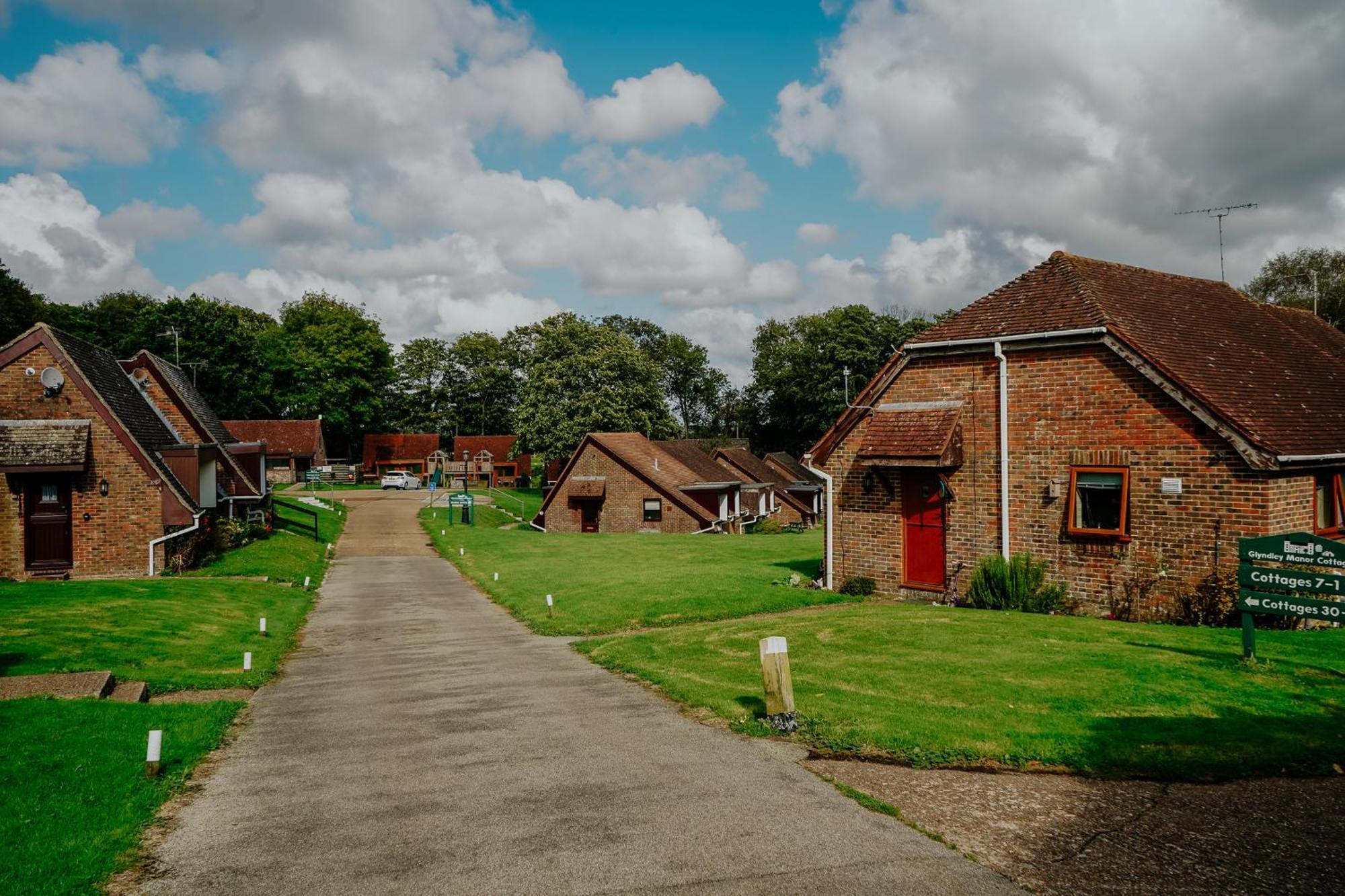 Glyndley Manor * Polegate